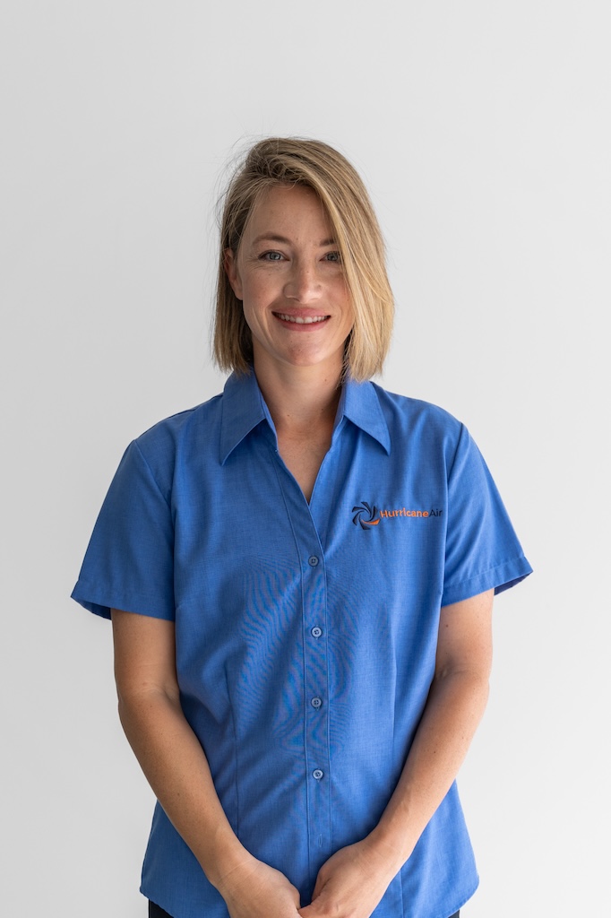 Lauren admin manager staff headshot for hurricane air