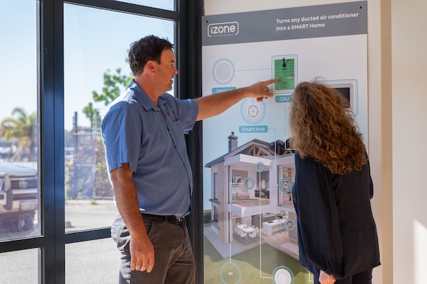 air con expert explaining smart ducted ac